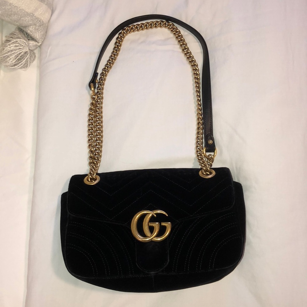 Gucci marmont velvet shoulder bag